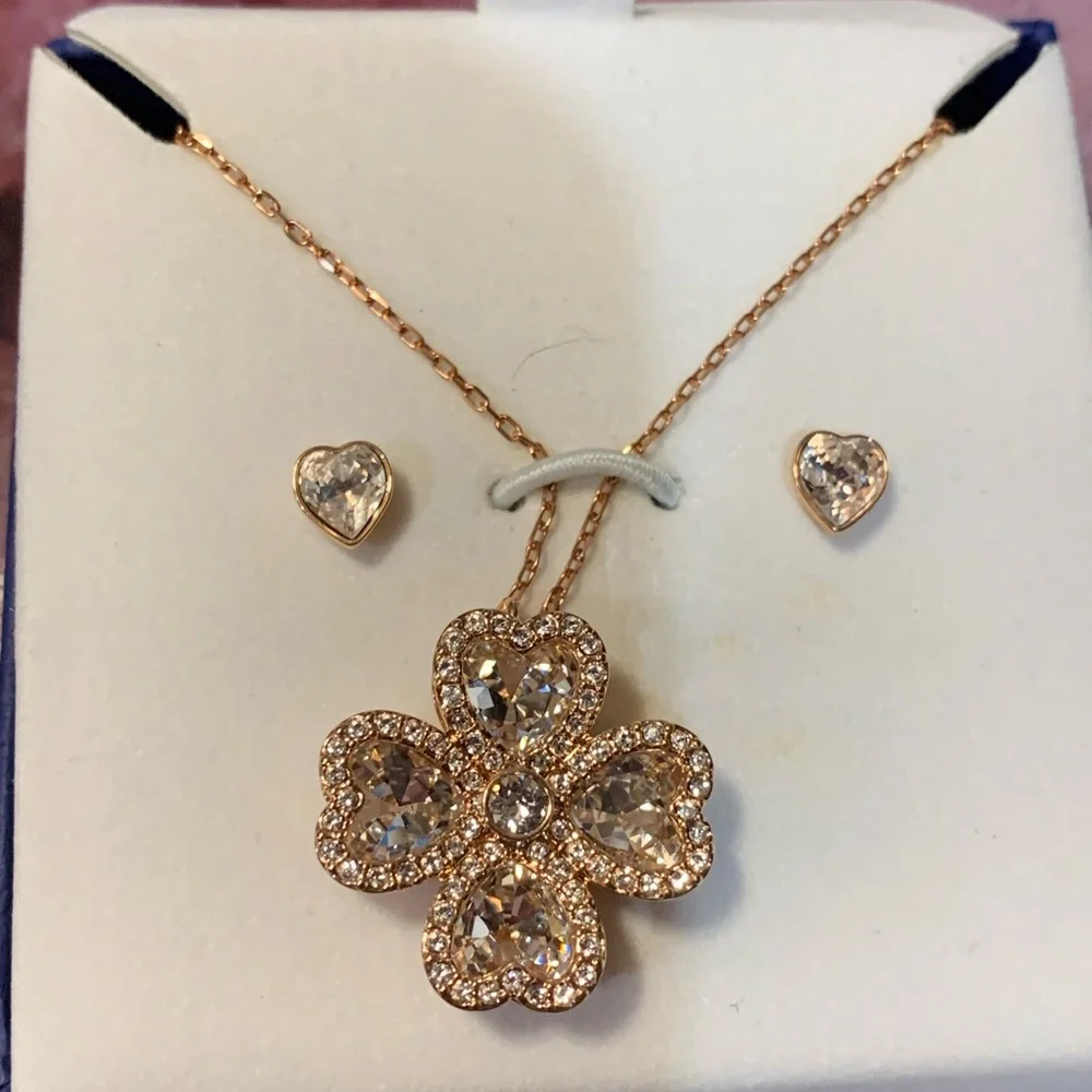 Swarovski Gold Necklace with Crystal Accents - Picture 6 of 7